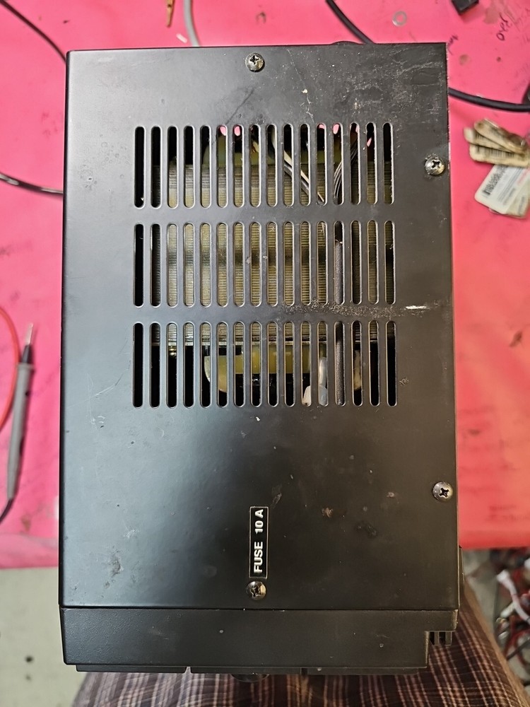 Alinco DM-340MV Adjustable Variable 30A DC Power Supply (works well)