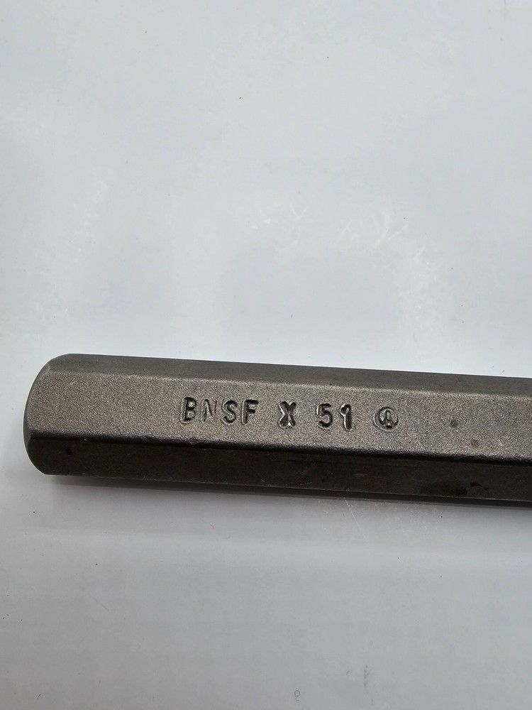 (QTY 2) Mayhew Cold Chisel Gray BNSF X 51