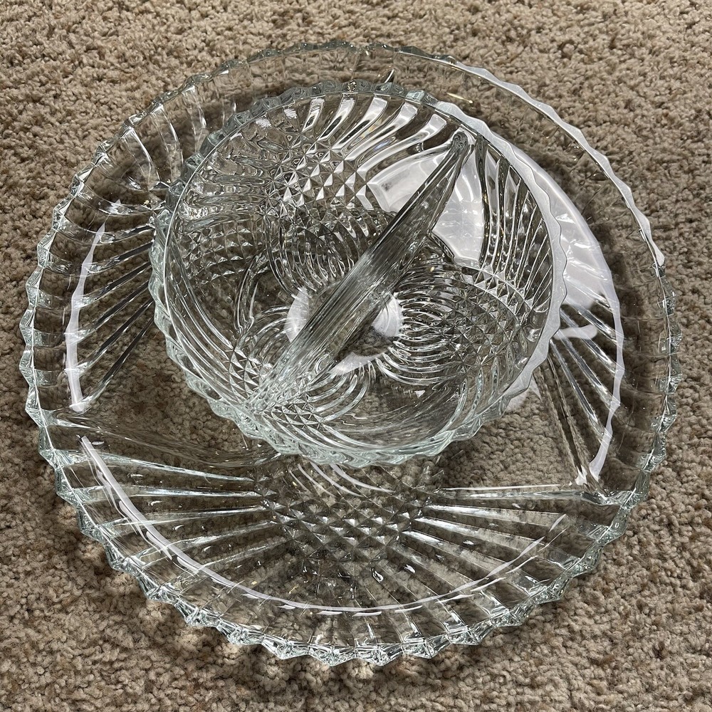 Holiday Time Glass Chip & Double Dip Set