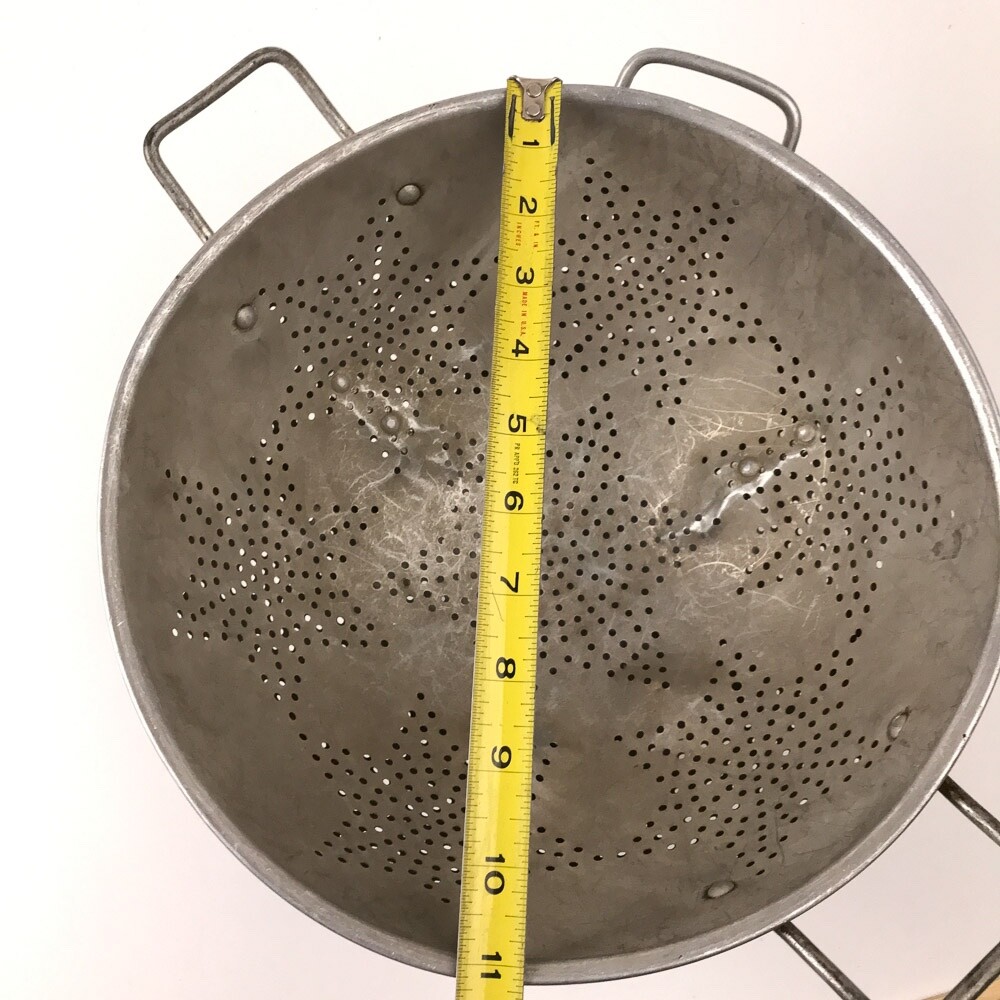 Retro Set of two large 11" aluminum star pattern colanders