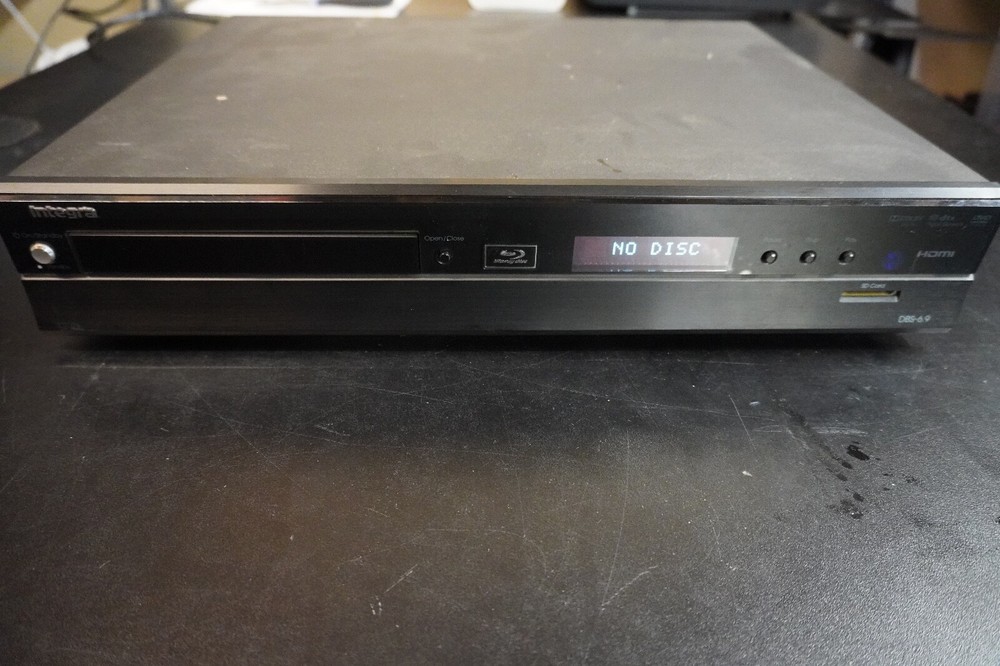 Integra DBS-6.9 Blu-ray Player