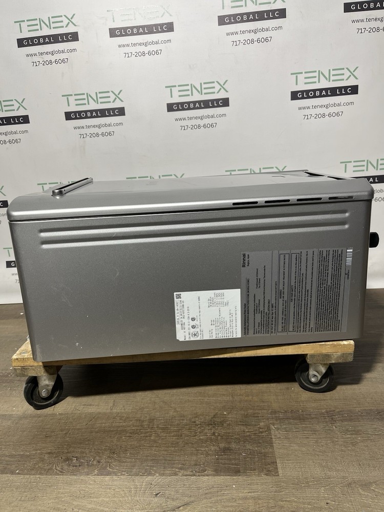 Rinnai REP199eN Outdoor Tankless Water Heater 199k BTU Natural Gas (B-13 #1611)