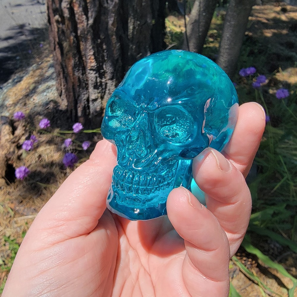 4 Piece Mini Translucent Resin Skull Set