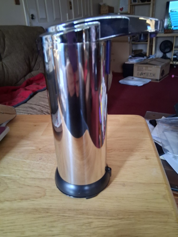 Automatic hand soap dispenser