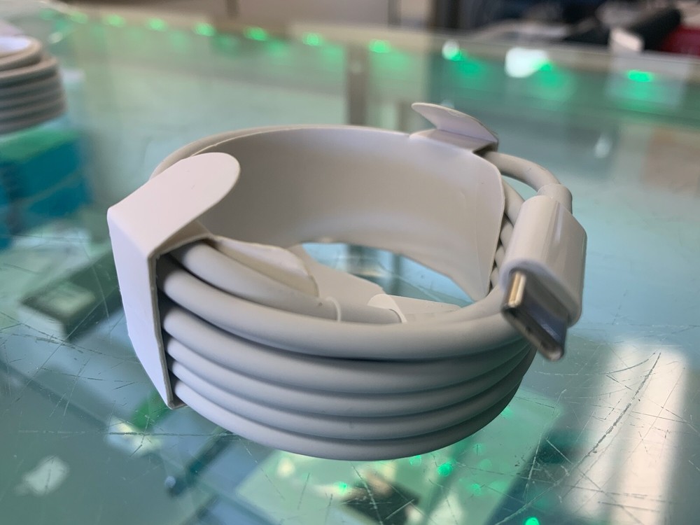 Apple USB-C Charge Cable 2 Meter. New. 10 Per Lot! 10x