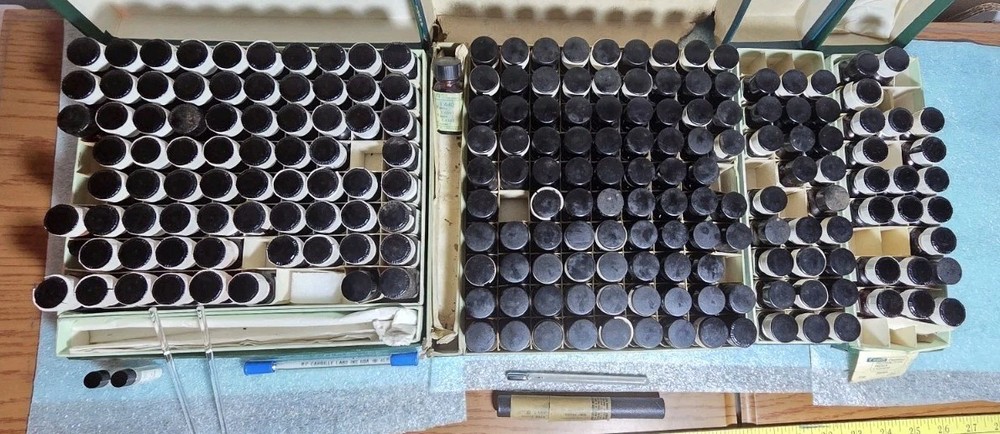 ​Cargille Refractive Index Liquids Master Set - Series AA, A, B, E | Wide Range