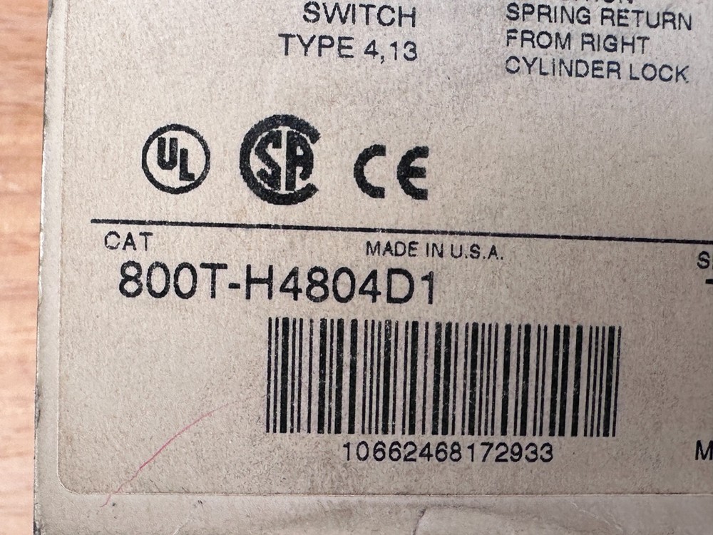 AB 800T-H4804D1 Selector Switch - NOTE WHAT IS INCLUDED