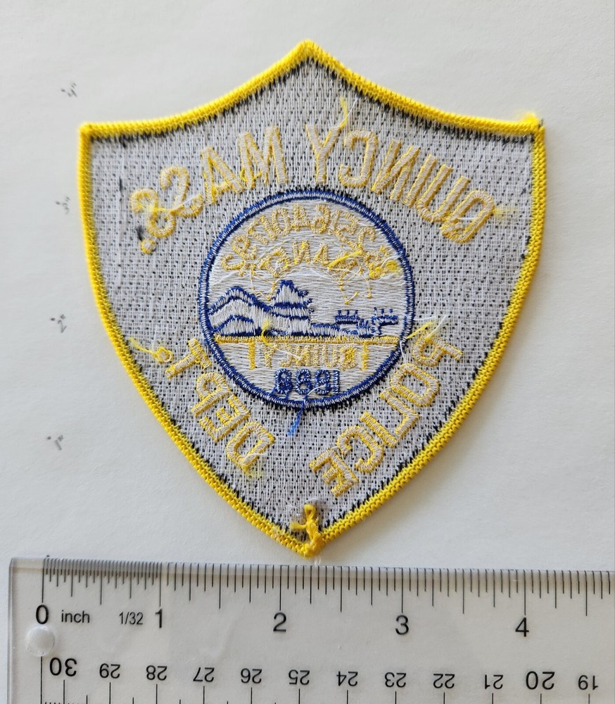 Obsolete Design Quincy Massachusetts Police Shoulder Patch