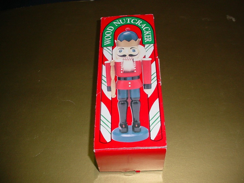Vintage Wood Wooden Nutcracker 9"