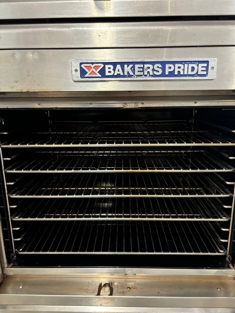 BAKERS PRIDE DOUBLE STACK GAS OVEN CYCLONE SERIES