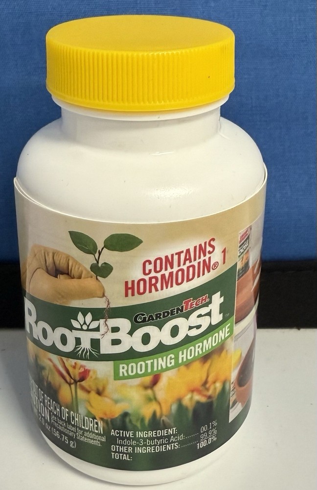 RootBoost Rooting Hormone , Plant Food -1.5oz