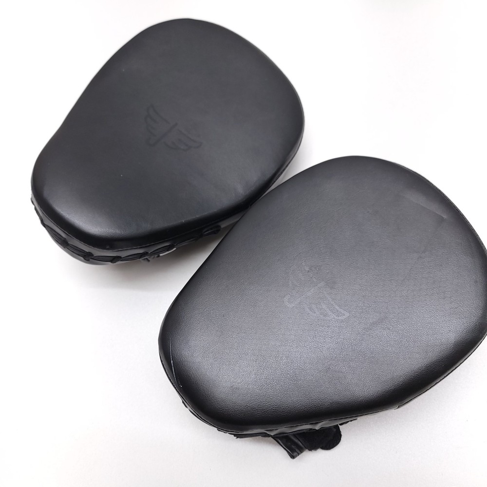 Jayefo Glorious Boxing Pads Focus Mitts for Training Punching Blocking Pad Black