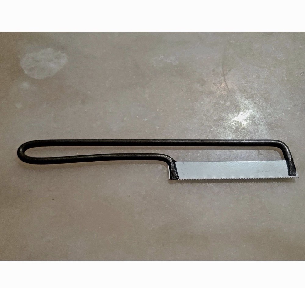 Corta Espolon Cuadrado/ Saw