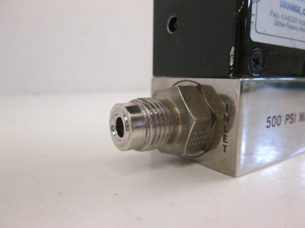 Unit UFC-1100 Mass Flow Controller, SIH4, 5 SLM, Used