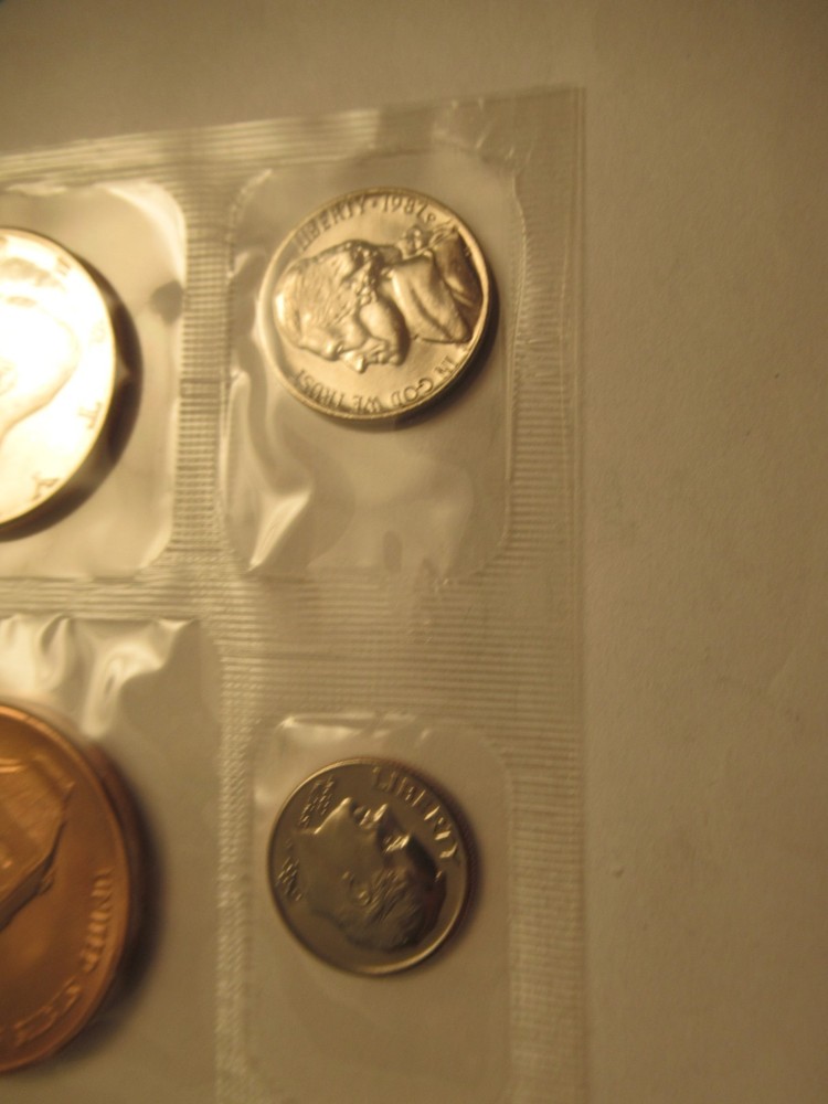 1987 D US Mint Souvenir Set