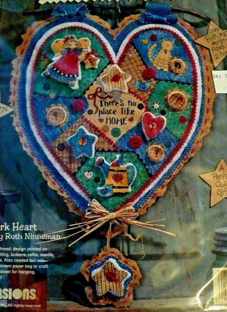 1995 DIMENSIONS KIT # 62058 PATCHWORK HEART APPLIQUE WALL HANGING NEW SEALED