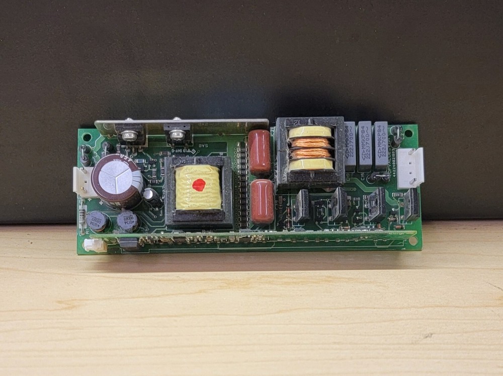 DLP Projector | Ballast EUC 200d W/B01