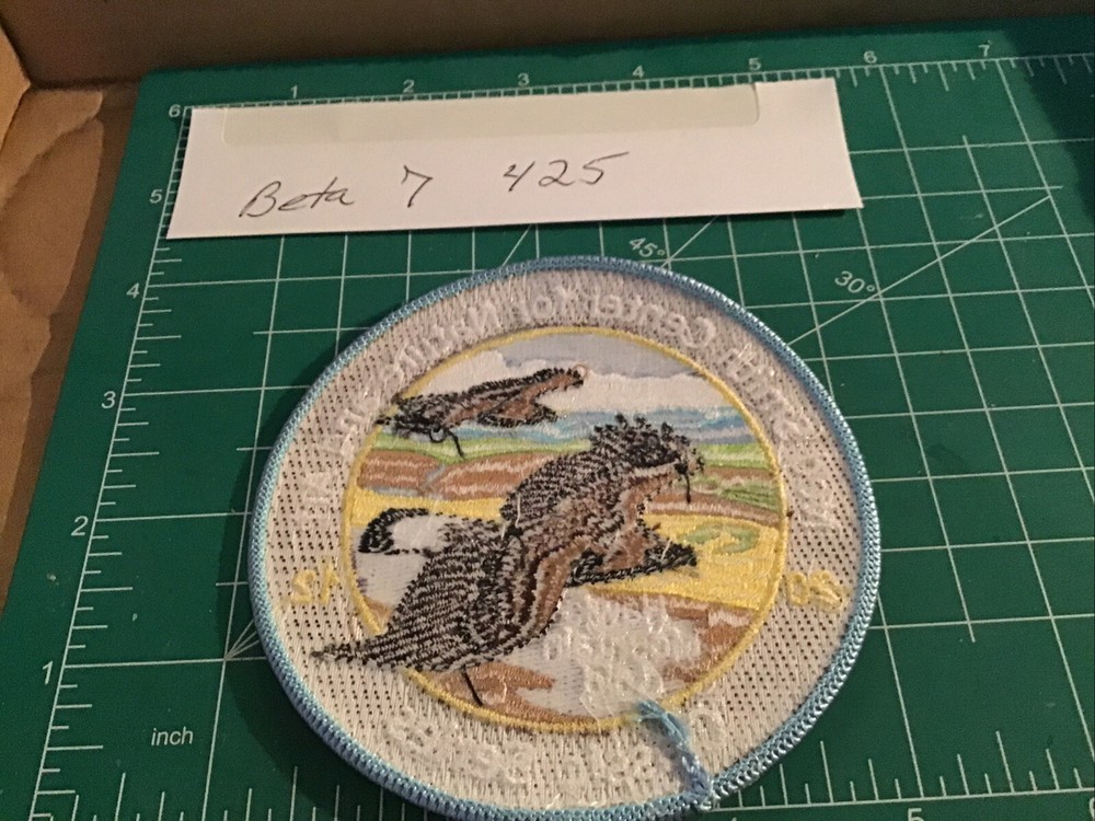 NED SMITH CENTER CLASSIC SERIES 4" 2012 " HAWK MOUNTAIN GOLD " PATCH