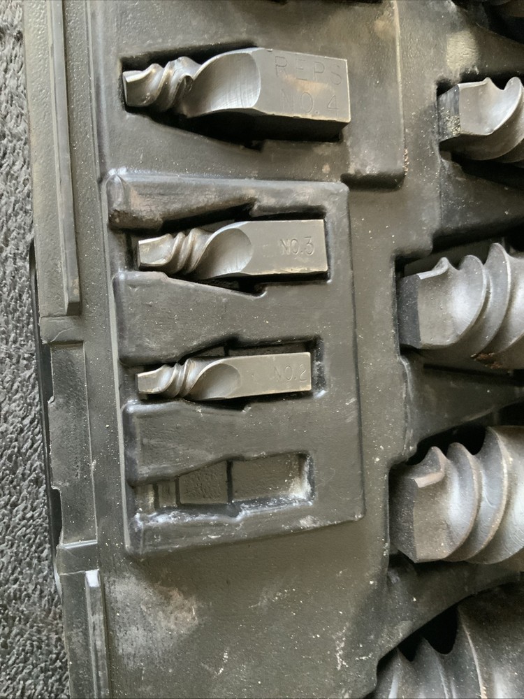 Walton Stud And Screw Extractor Set, Missing Small One..,,,see Pics…9pc