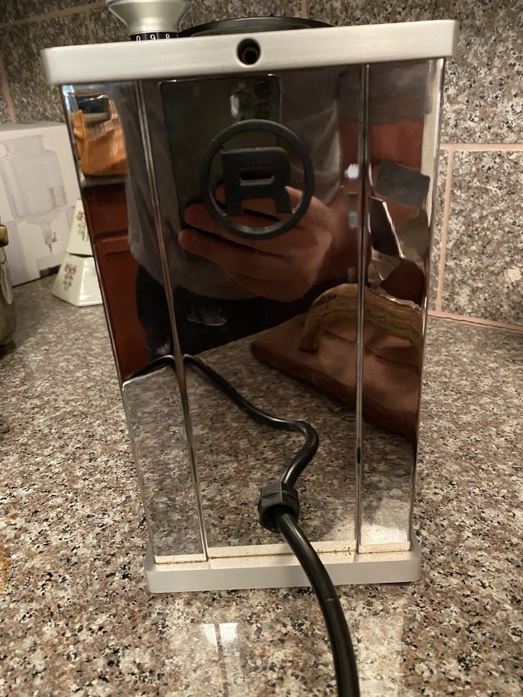 ROCKET ESPRESSO FAUSTINO 3.1On-Demand Home Grinder