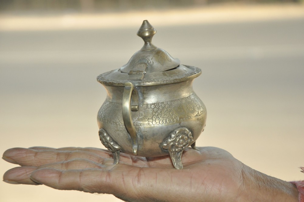 Vintage Brass Handcrafted Engraved Solid Small Tea Kettle/Cup
