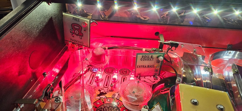 MONOPOLY Pinball Machine - Stern 2001 - 877