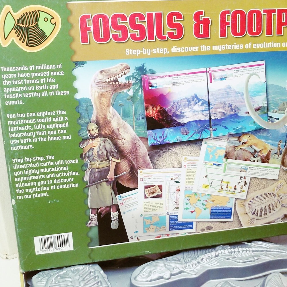 Fossils & Footprints Interactive Evolution Kit #62019 Clementoni Open Box Unused