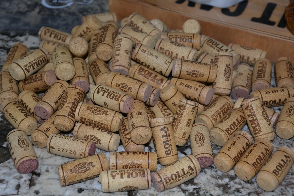 Wine Corks - 100 Quantity
