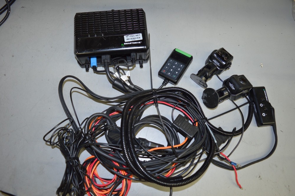 SmartDrive SmartRecorder4 Kit READ Keypad/Camera/Sensor Bar