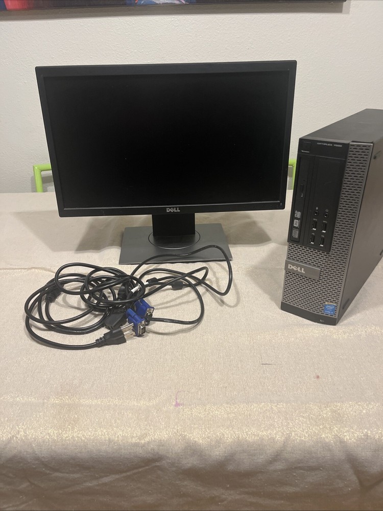 pc with monitor