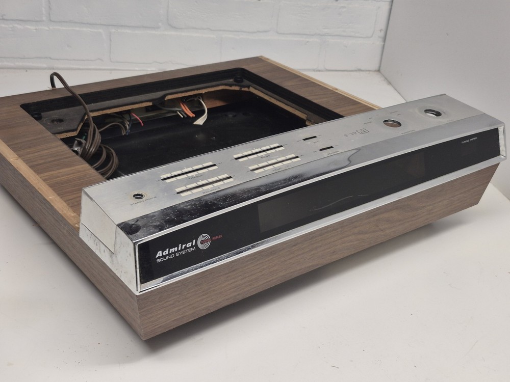Vintage Admiral Solid State Am/Fm turntable Shell Plinth