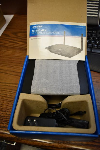 Linksys AC1200 Max Wi-Fi Range Extender RE6500