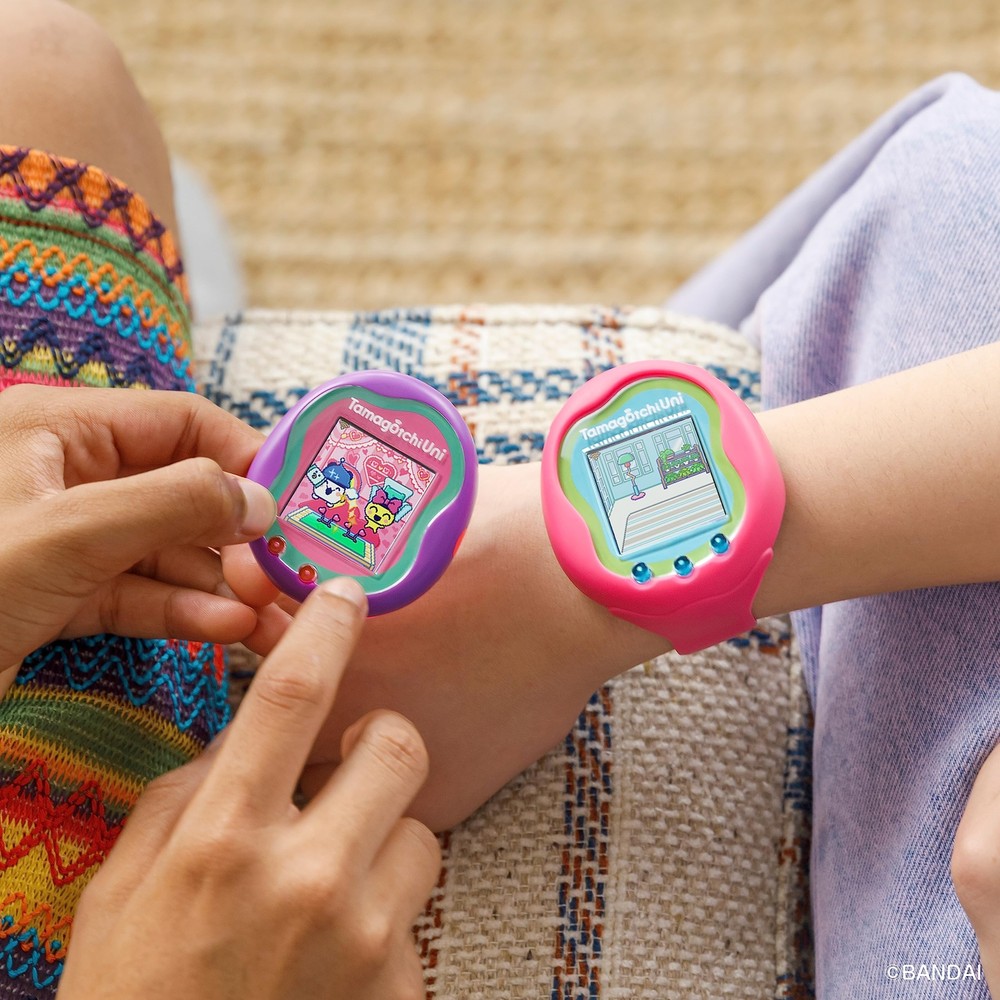 Tamagotchi Uni Pink Interactive Virtual Pet with Tamaverse Features Age 6+