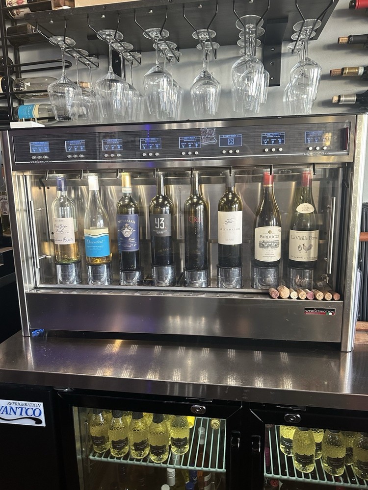 Wine Emotions QUATRO +4 - 8 bottle Wine Dispensing & Preservation System