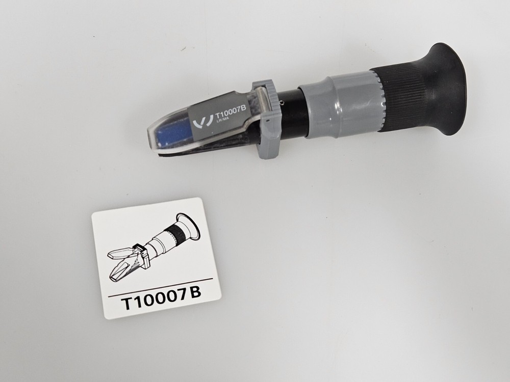 VW T10007B Analog Refractometer Fluid Analyzer w/ Hard Case