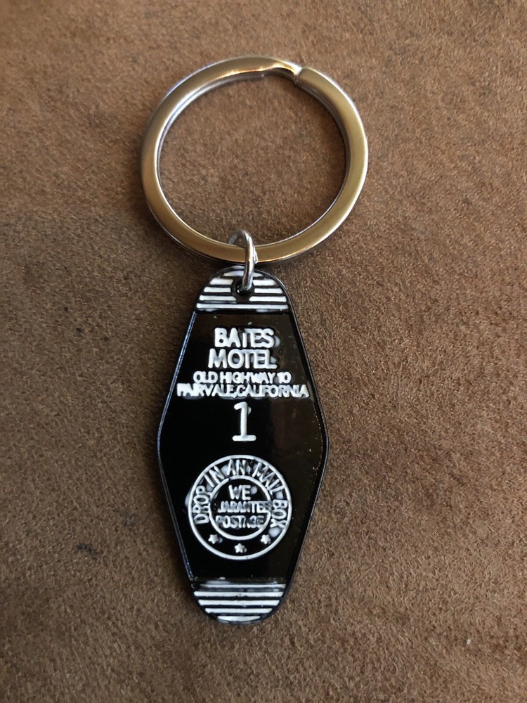 Black Psycho Bates Motel Room Keychain