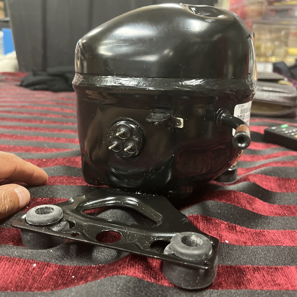 embraco compressor KC1CE8RF New Open Box