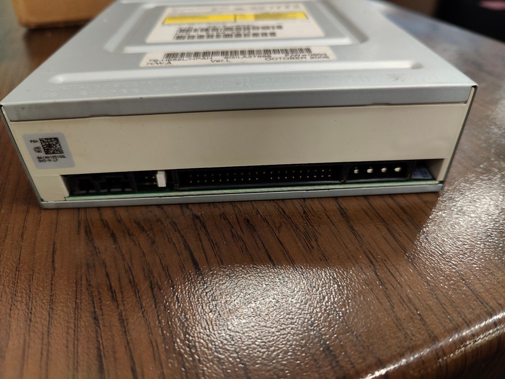 Light Scribe Internal DVD/CD RE-WRITEABLE DRIVE UNIT MODEL TS-H652 IDE..UNTESTED