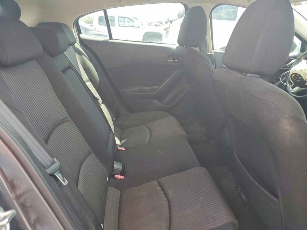 3 2014 Glove Box 5006274