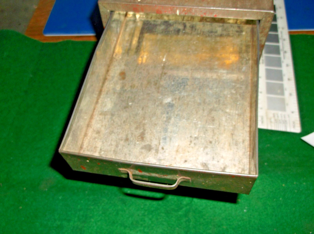 ONE VINTAGE SMALL TOOLS STORAGE BIN 4 DRAWER CHEST ORGANIZER BOX HOBBY , STUFF