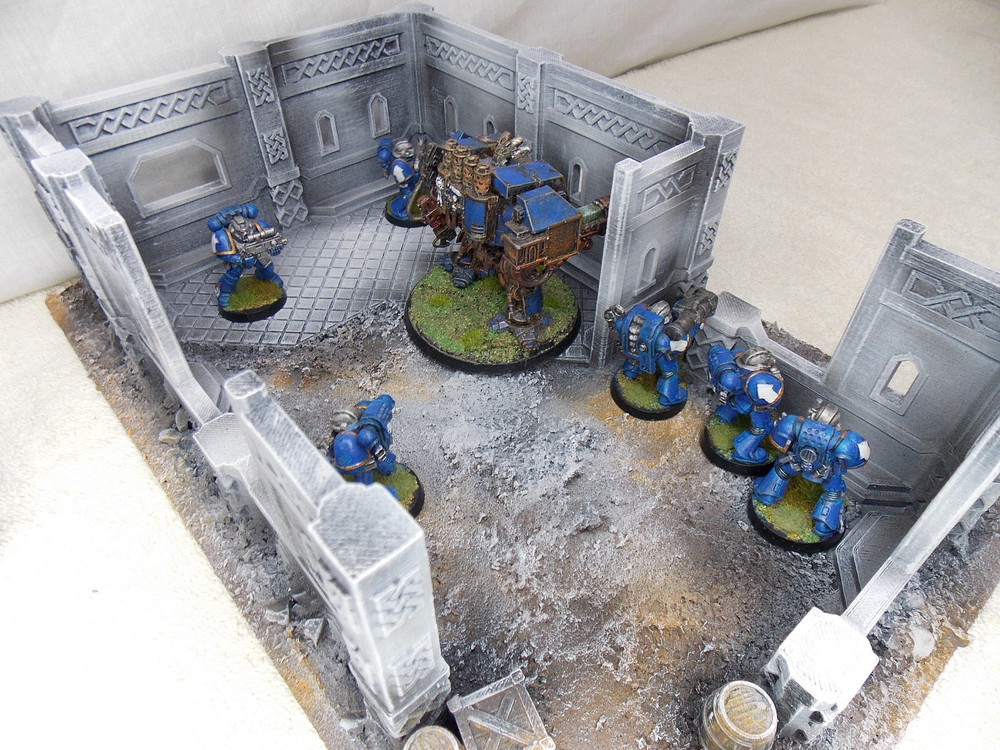 WARGAMING TERRAIN PAINTED BUILDING