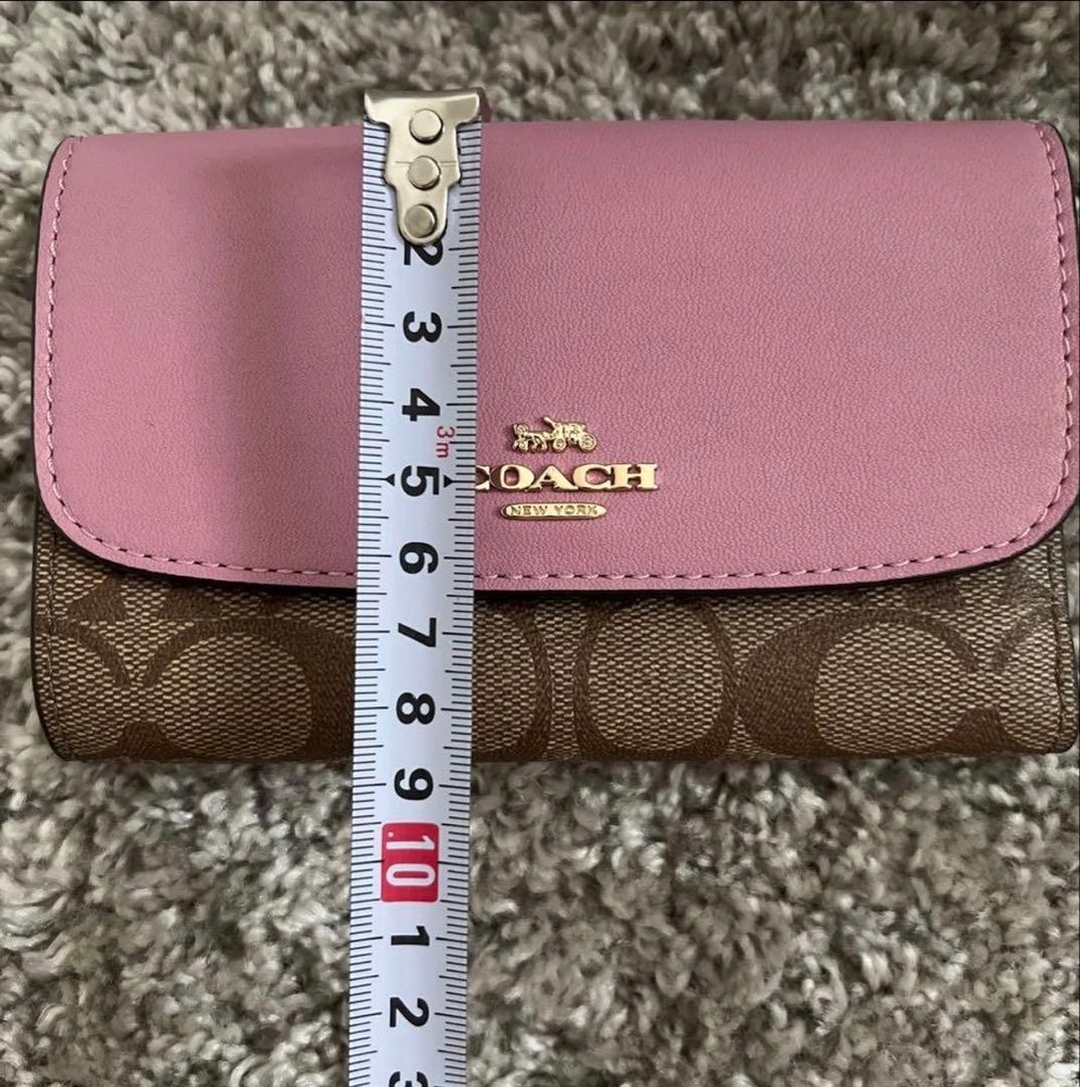 Sale New COACH Tri-Fold Wallet