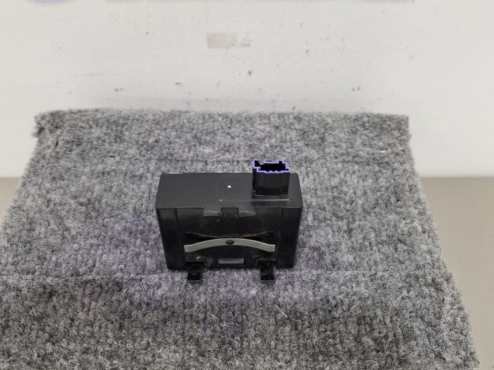 22 CHEVY SILVERADO 1500 THEFT DOOR LOCKING CONTROL MODULE 13523298