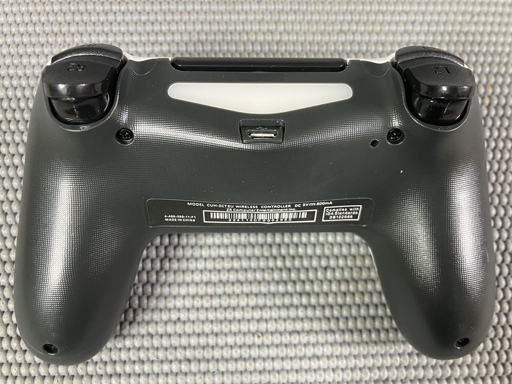 Wireless PS4 Controller by ZR Computer Entertainment White - Tested