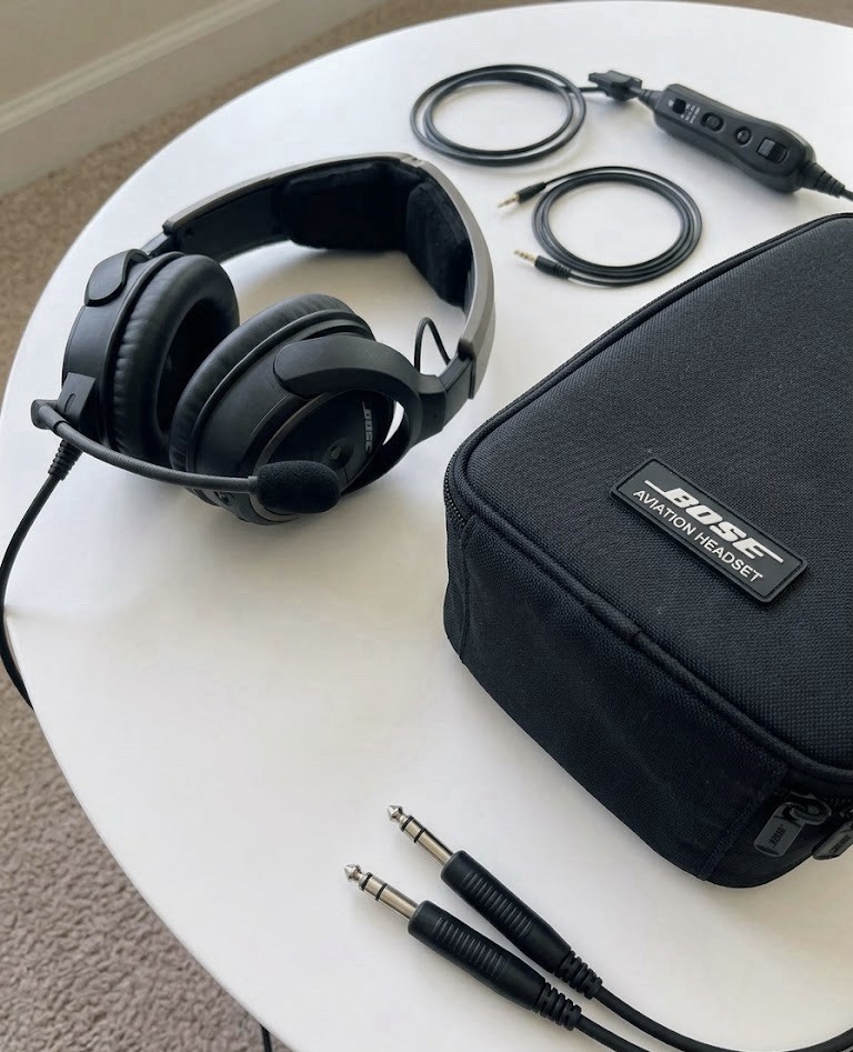 Bose A20 Aviation Headset (Great Condition)