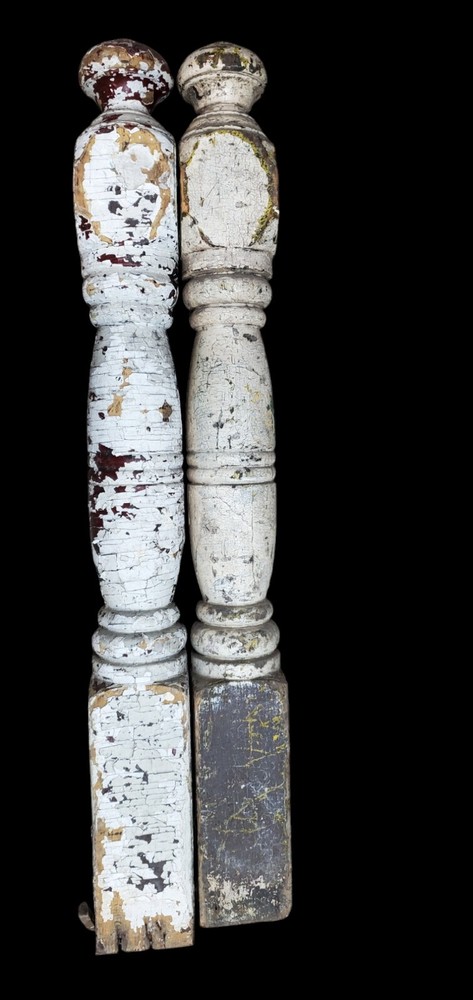 Pair Of Newel Posts *GAM0200