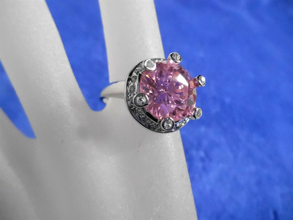 (#307) PINK CUBIC ZIRCONIA RING SIZE 9