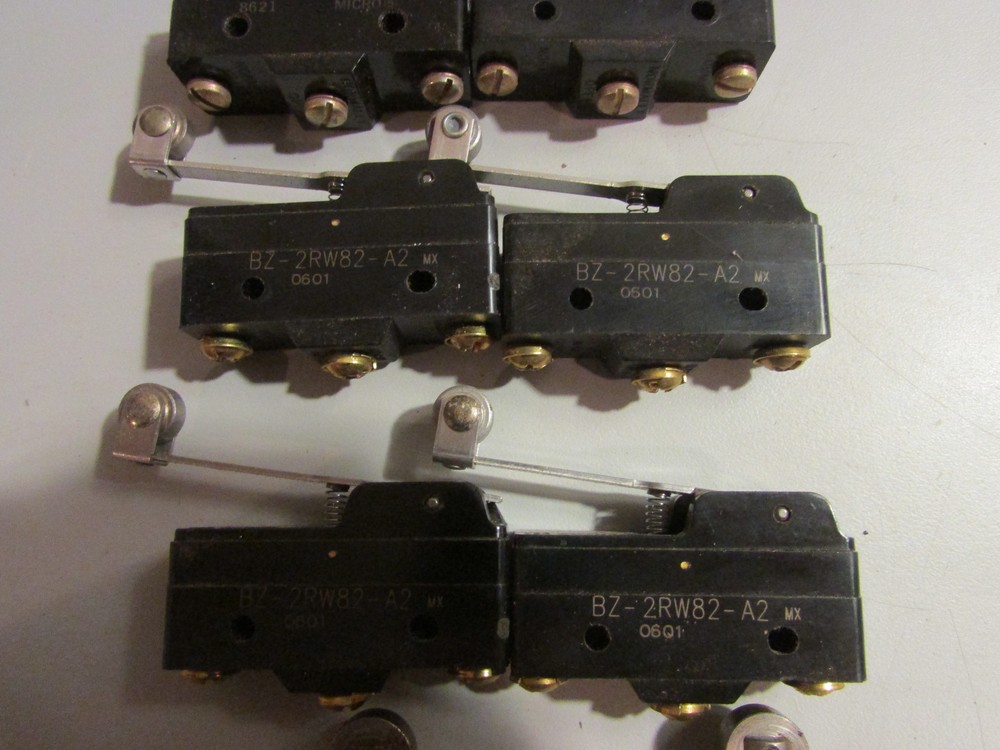 Micro Switch BZ-2RW8 Roller Lever Switch Lot of 13! Various Models.