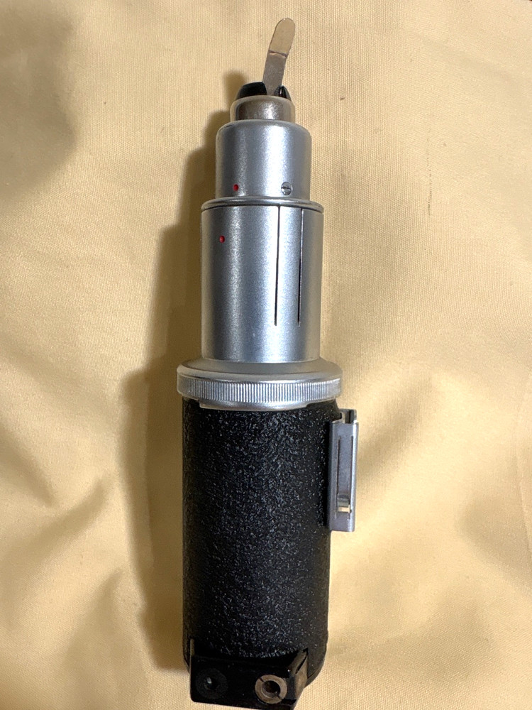 Vintage LEITZ LEICA Synchronblitzer Flash - Germany + Accessories