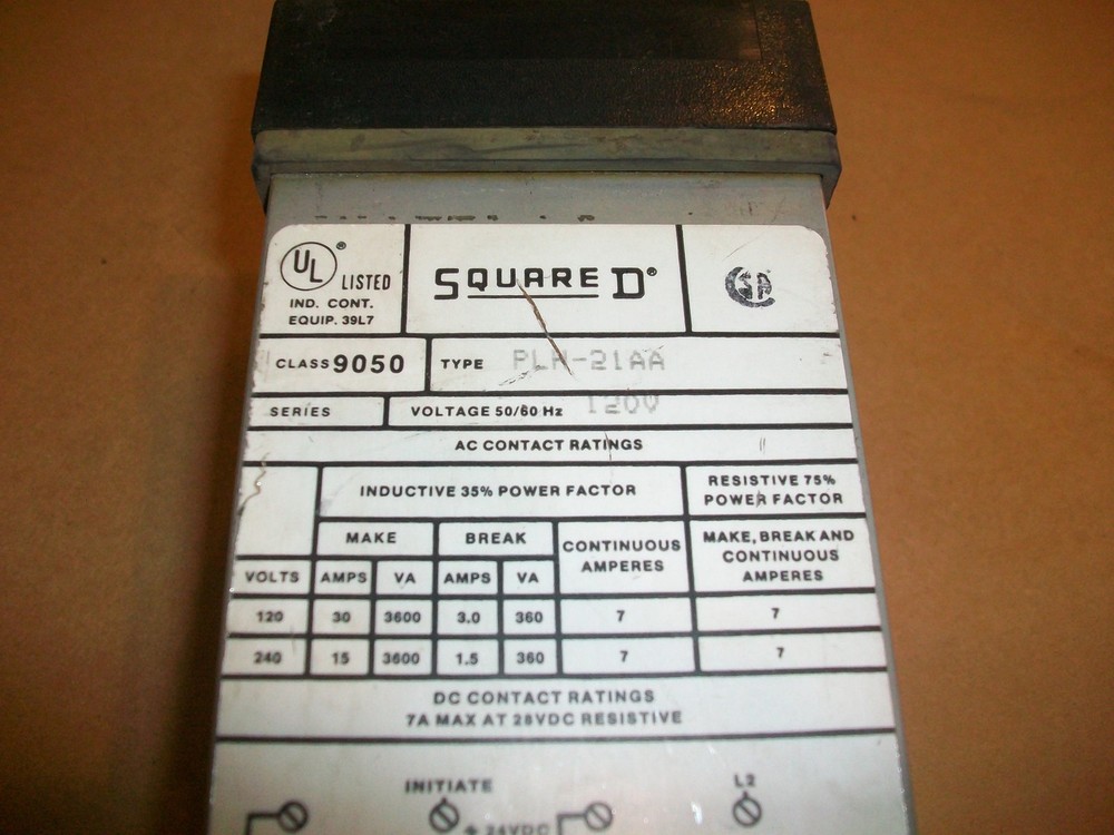 Square D Counter / Timer PLH-21AA 120vac
